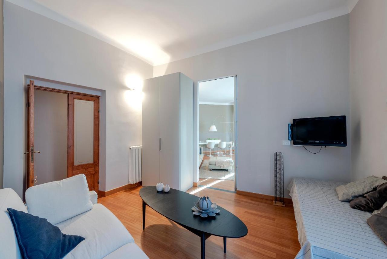 Poppy'S House Apartment La Spezia Bagian luar foto